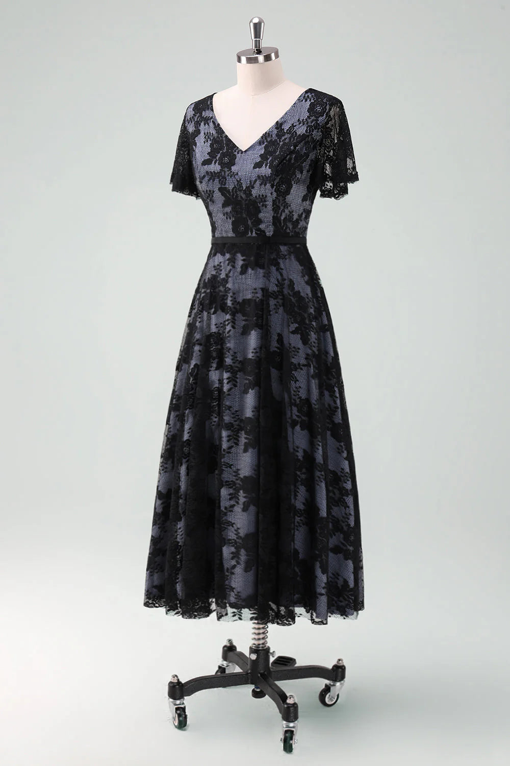 Black V-neck Short Sleeves Lace A-Line Mother of Bride Dress